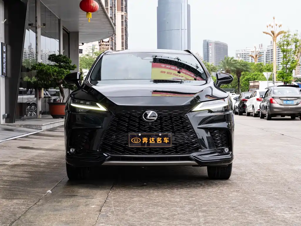Lexus RX 2024