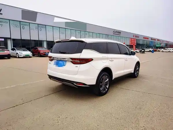 Geely Jiaji 2022