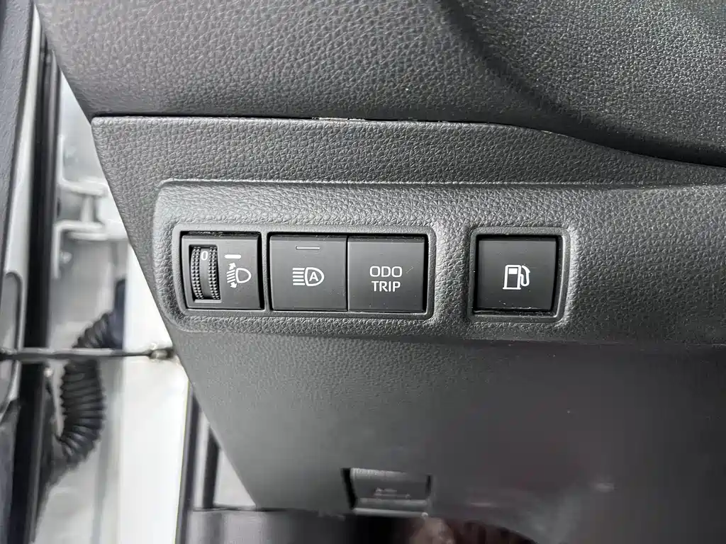 Toyota Levin 2023 — фото 15