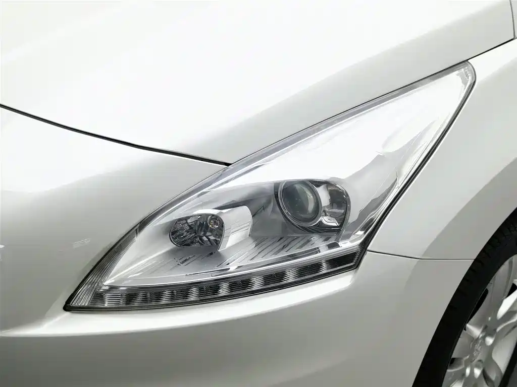 Peugeot 3008 2016 — фото 7