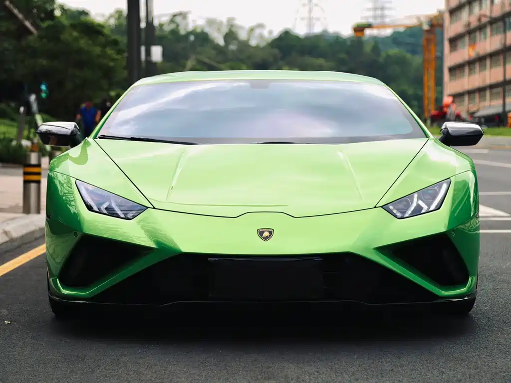 Lamborghini Huracan 2021 — фото 1