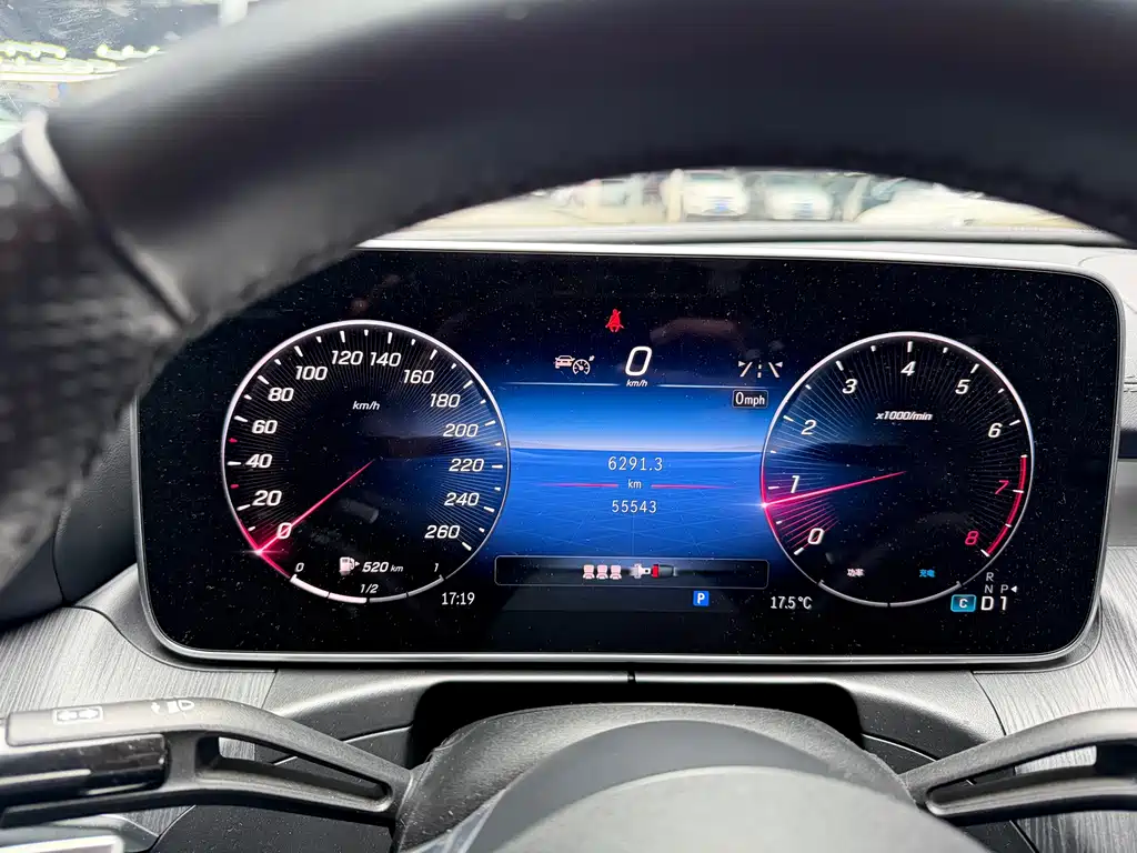 Mercedes-Benz C-Class 2023 — фото 7