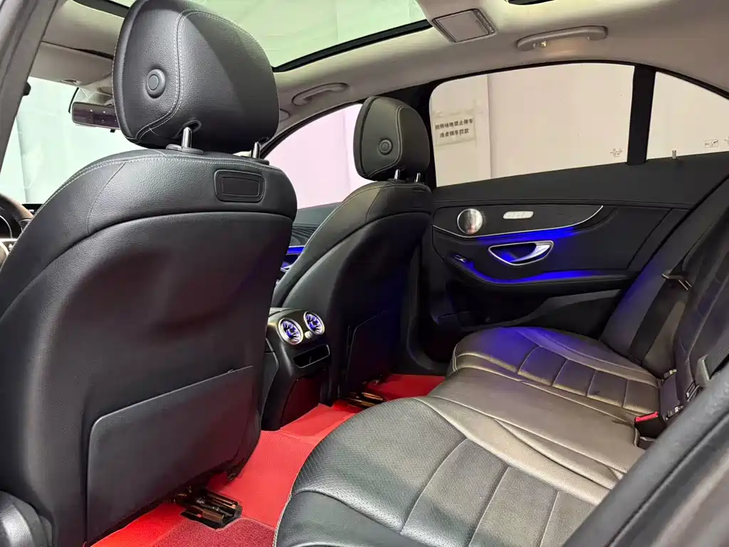 Mercedes-Benz C-Class 2019