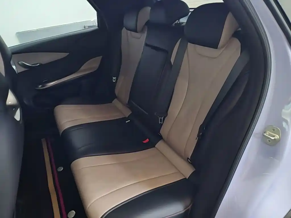 BYD Dolphin 2023 — фото 17