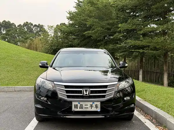 Honda Crosstour 2012