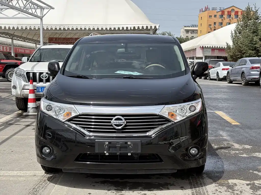 Nissan Quest 2013