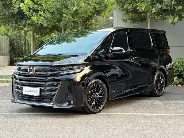 Toyota Vellfire 2024