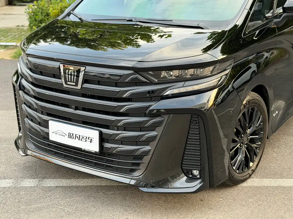 Toyota Vellfire 2024 — фото 6