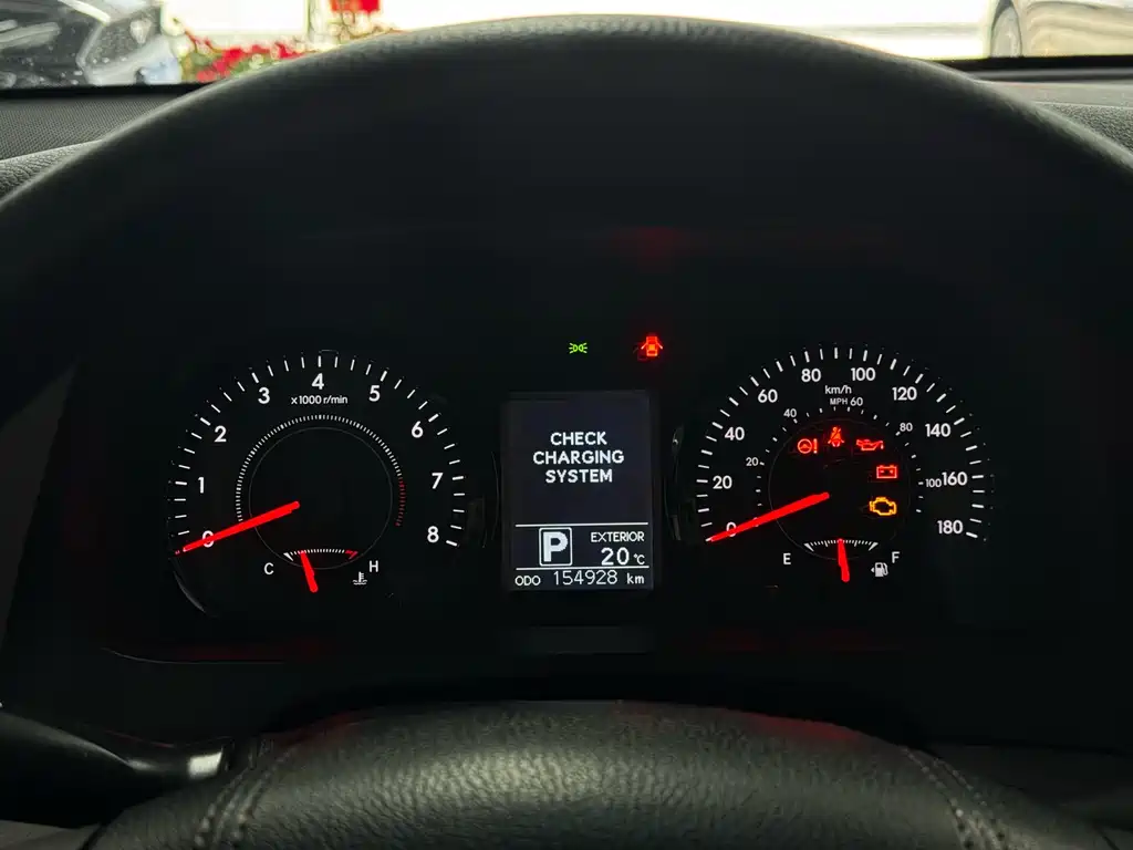 Toyota Sienna 2017 — фото 13