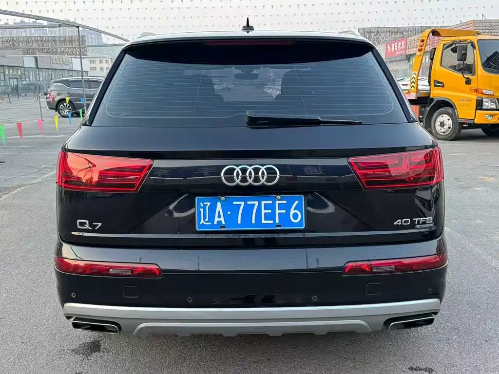 Audi Q7 2018 — фото 5