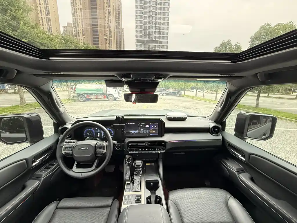 Toyota Prado 2024