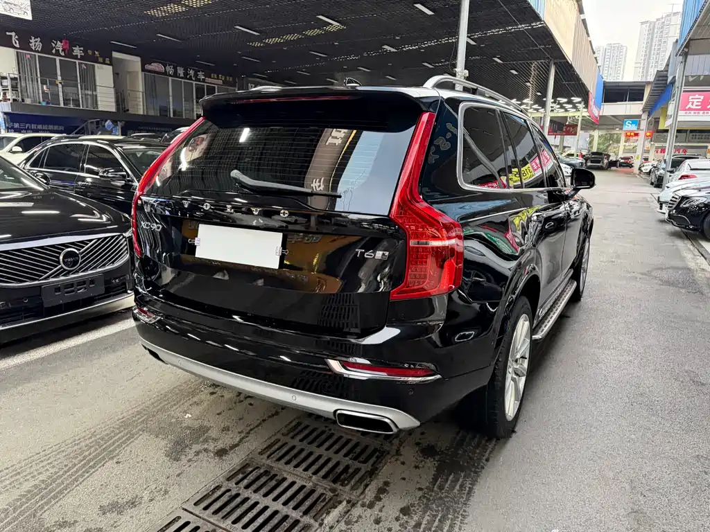 Volvo XC90 2018 — фото 6