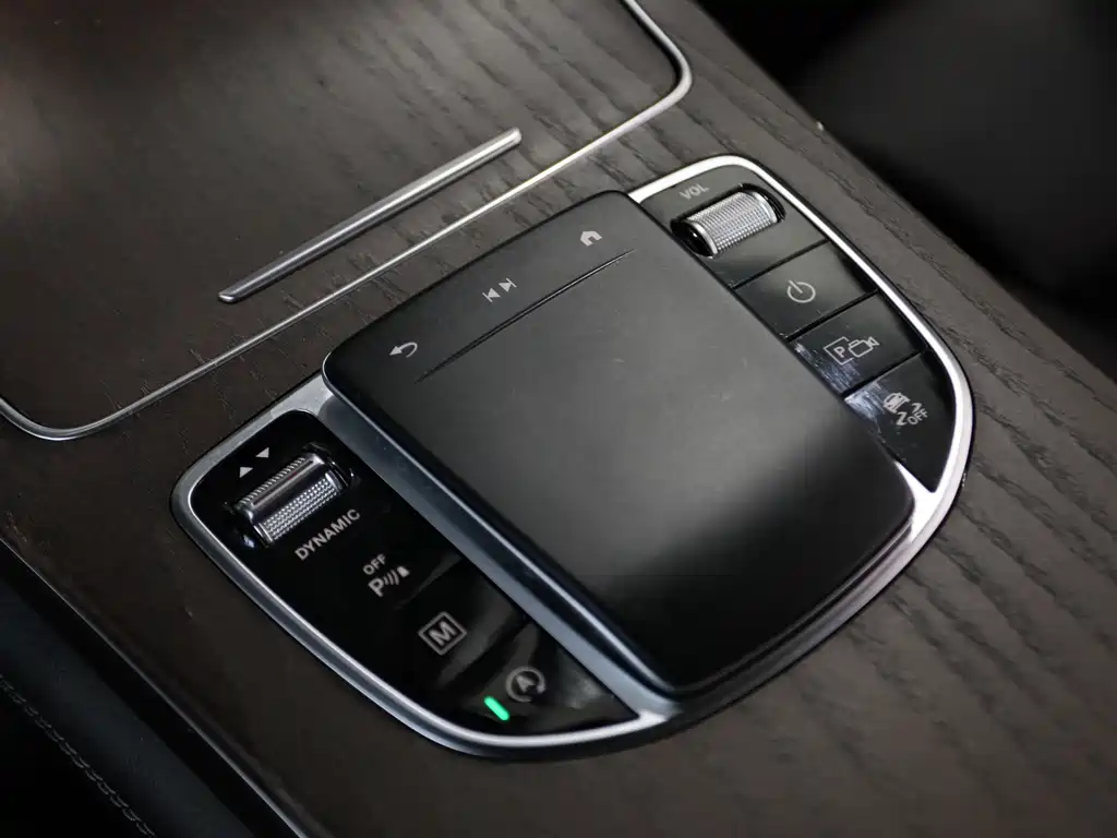 Mercedes-Benz GLC 2022 — фото 11