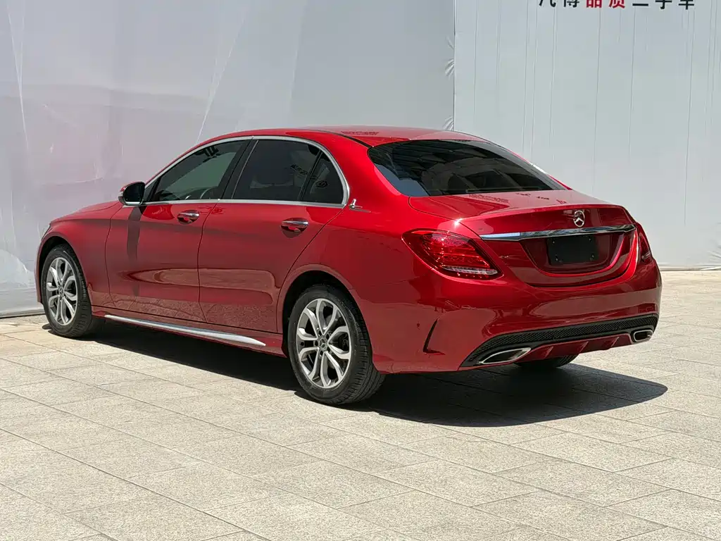 Mercedes-Benz C-Class 2017 — фото 16