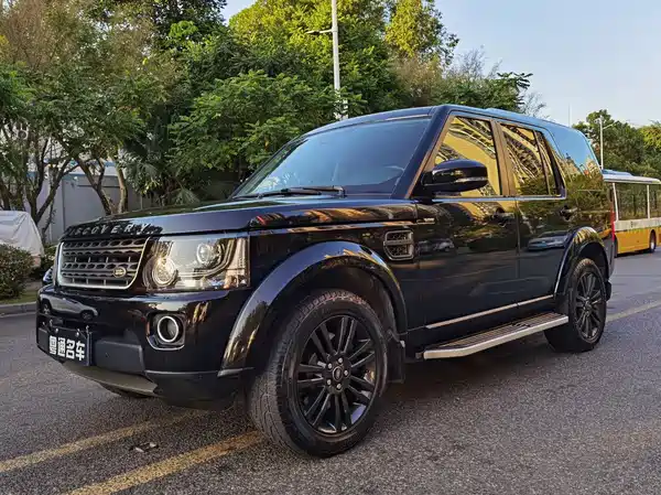 Land Rover Discovery 2016