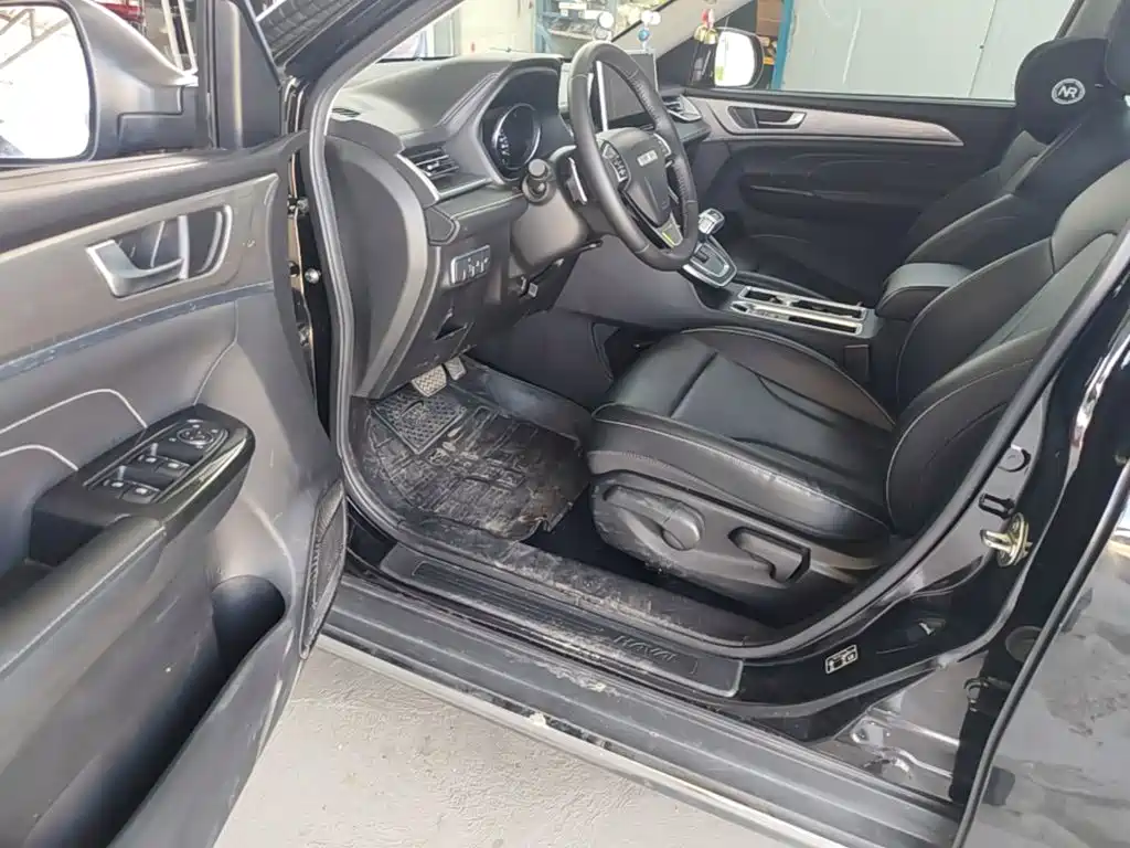 Haval M6 2023 — фото 16