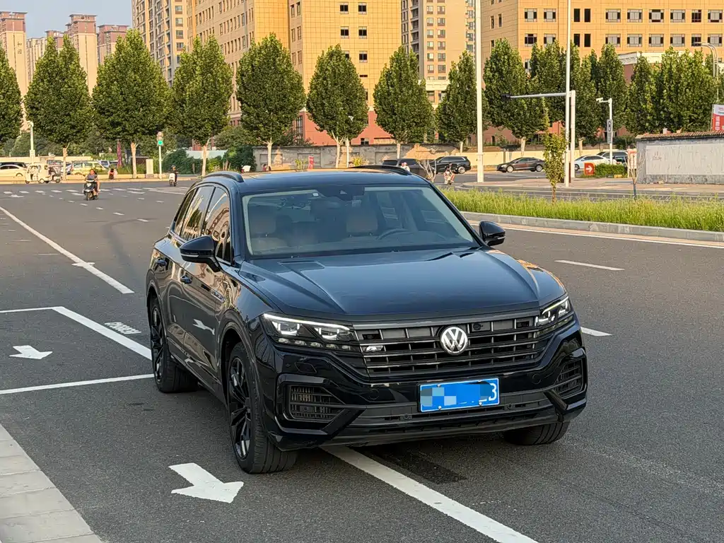 Volkswagen Touareg 2019 — фото 2