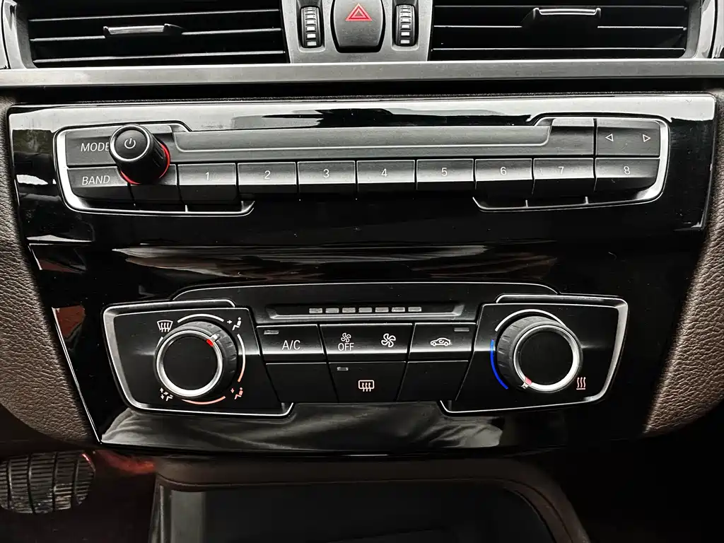 BMW X1 2022 — фото 13