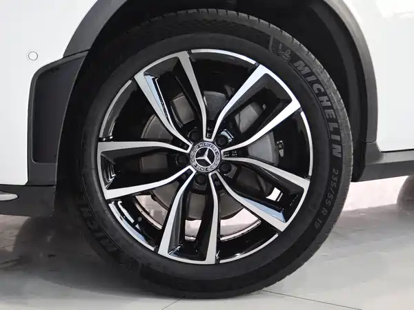 Mercedes-Benz GLC 2021