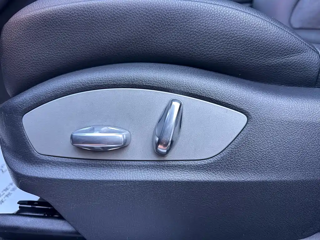 Porsche Macan 2017 — фото 8