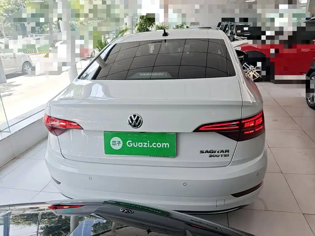 Volkswagen Sagitar 2022