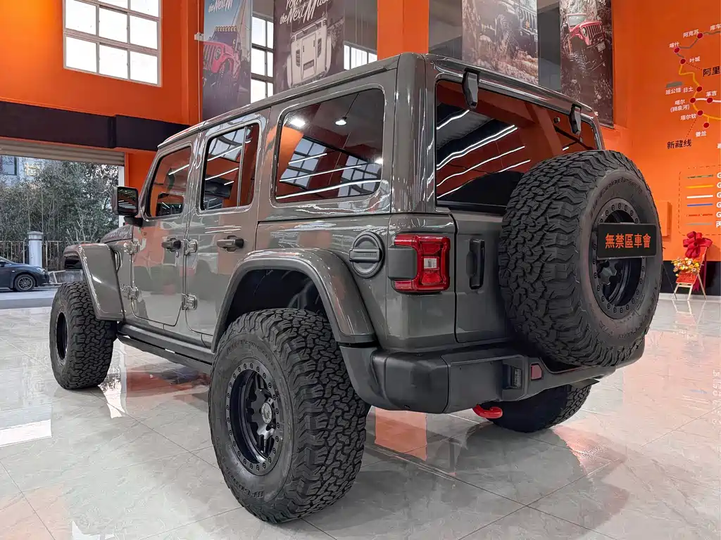 Jeep Wrangler 2023 — фото 4