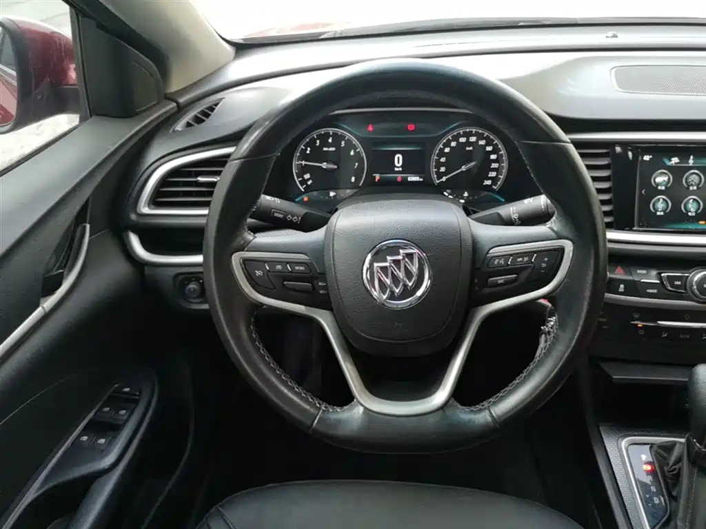 Buick Excelle 2019 — фото 11