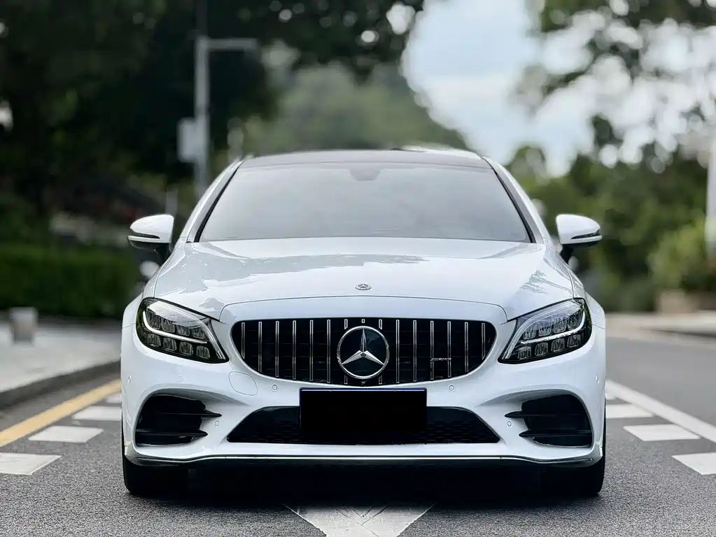 Mercedes-Benz C-Class 2022