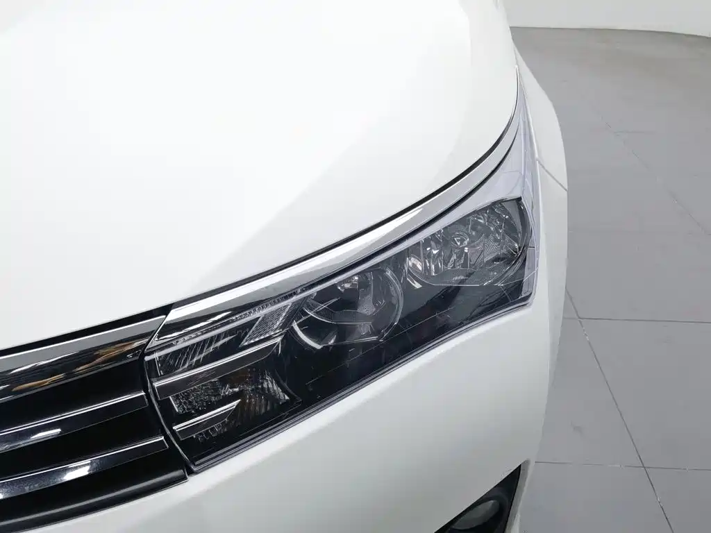 Toyota Corolla 2015