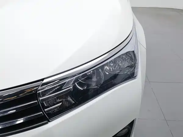 Toyota Corolla 2015