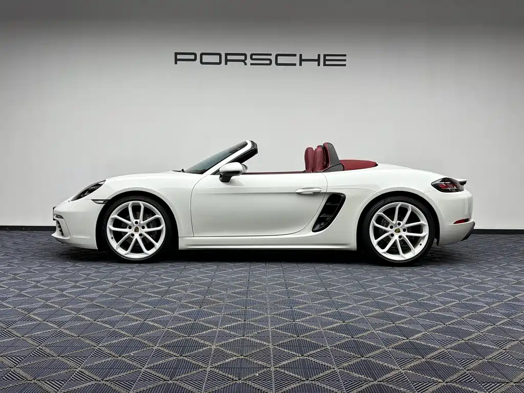 Porsche 718 2024 — фото 3