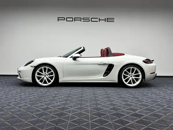 Porsche 718 2024