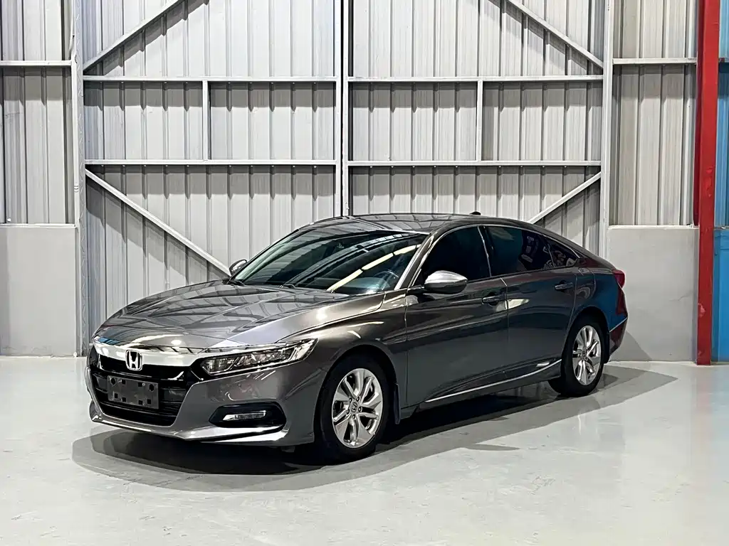 Honda Accord 2020 — фото 1