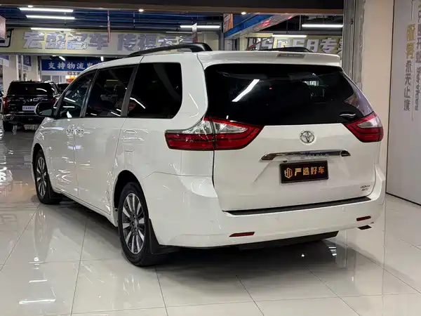 Toyota Sienna 2017