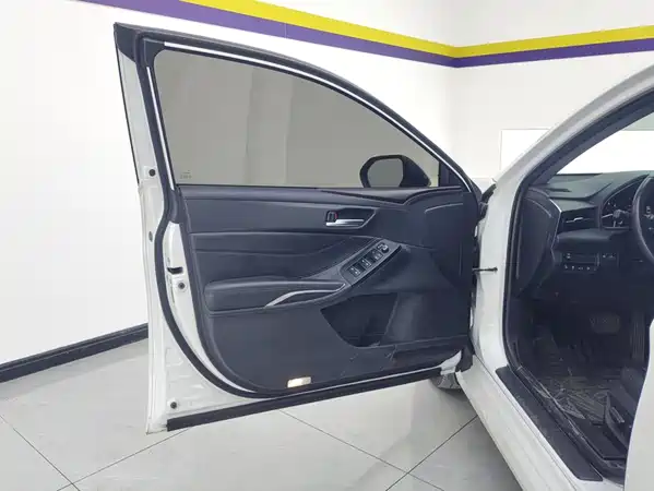 Toyota Avalon 2023