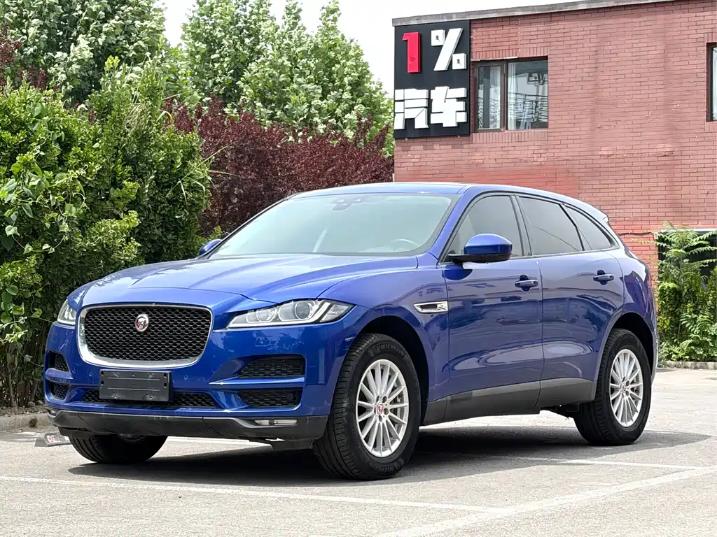 Jaguar F-PACE 2018 — фото 1