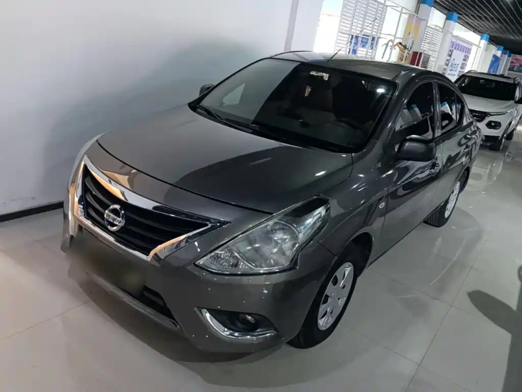 Nissan Sunny 2018 — фото 1
