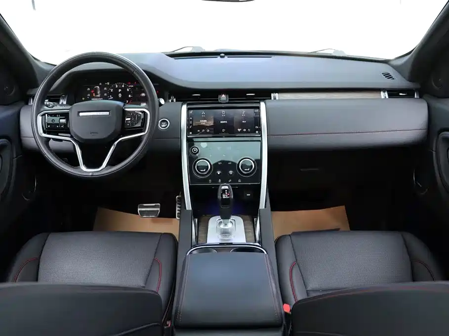 Land Rover Discovery Sport 2023 — фото 24