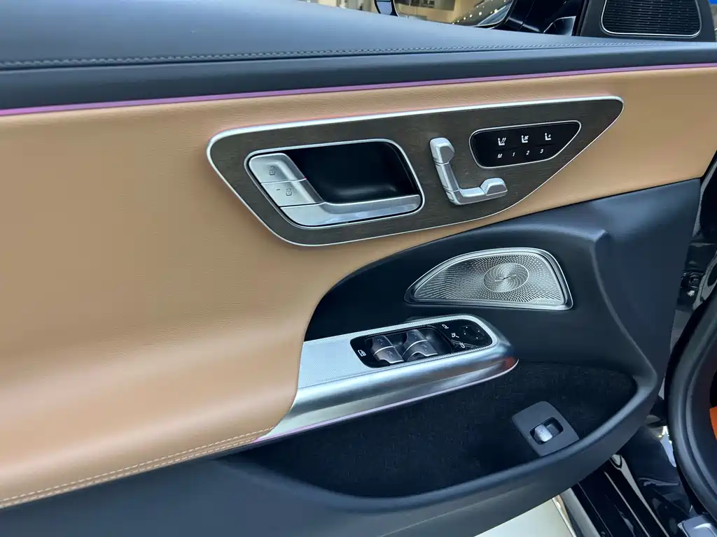 Mercedes-Benz E-Class 2025