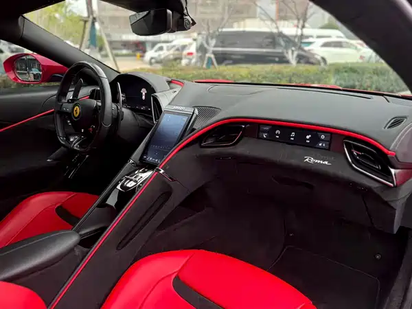 Ferrari Roma 2021