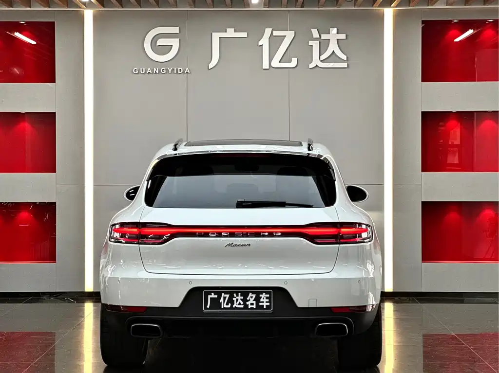 Porsche Macan 2020 — фото 27