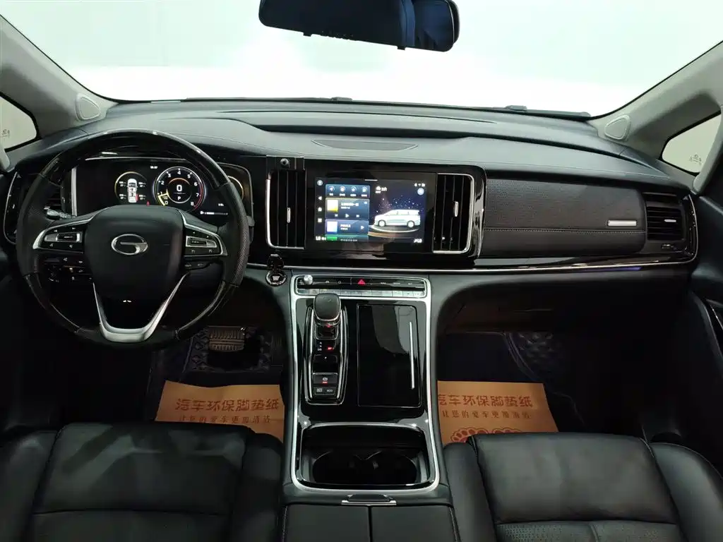 GAC Motor Trumpchi M8 2021 — фото 9