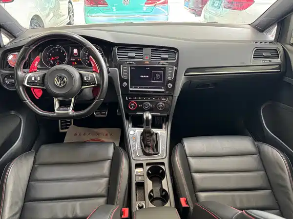 Volkswagen Golf GTI 2016