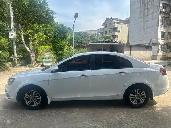 Geely Emgrand 2018