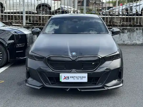 BMW i5 2024