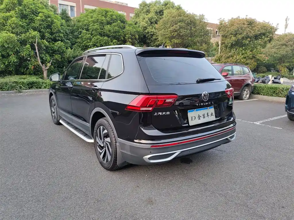 Volkswagen Tiguan L 2021 — фото 12
