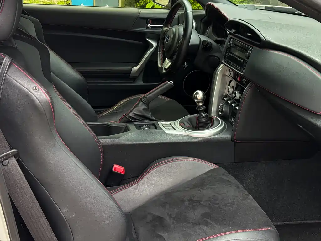 Subaru BRZ 2019 — фото 11
