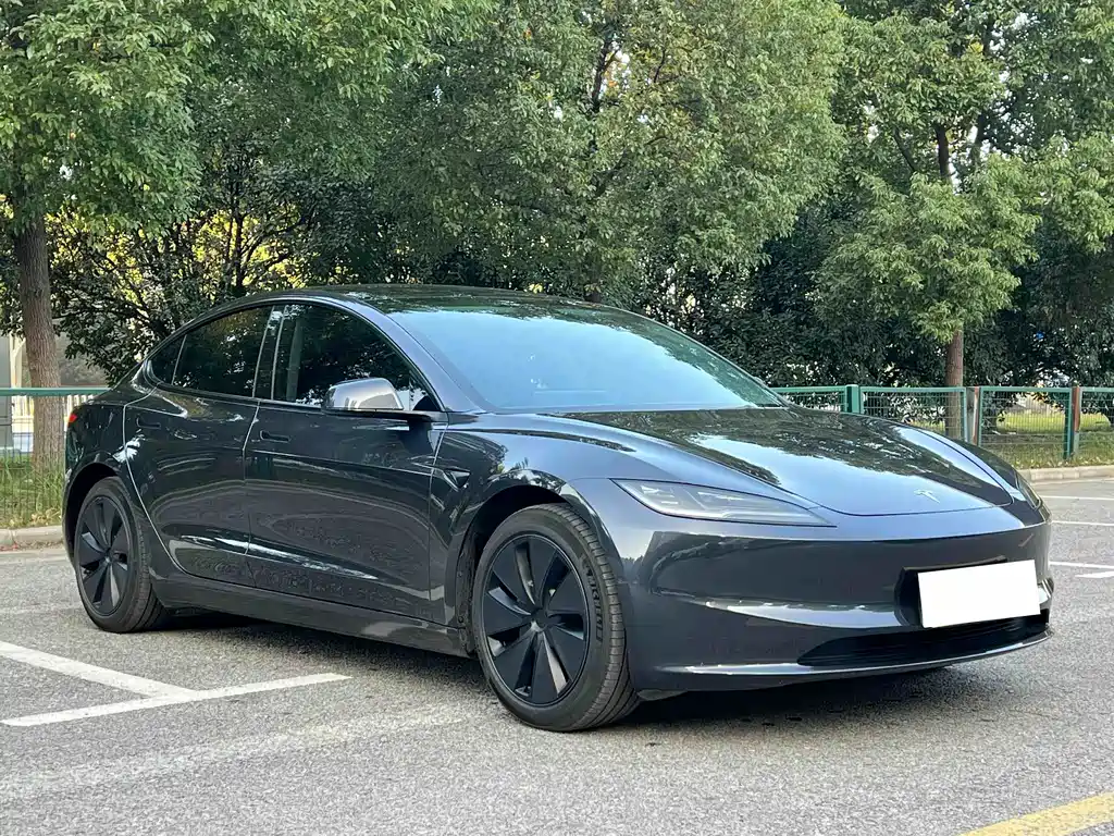 Tesla Model 3 2024 — фото 3