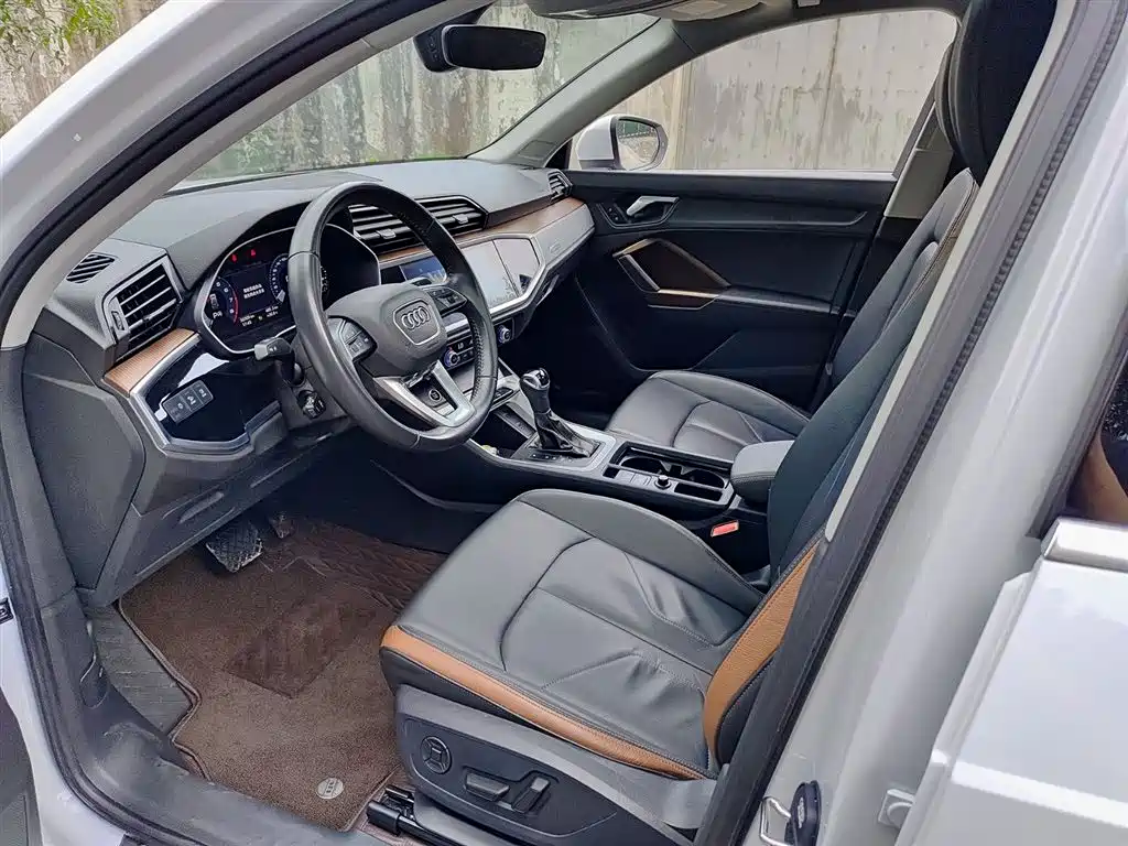 Audi Q3 2021