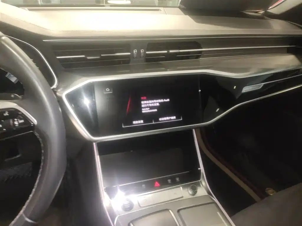 Audi A6L 2023 — фото 20
